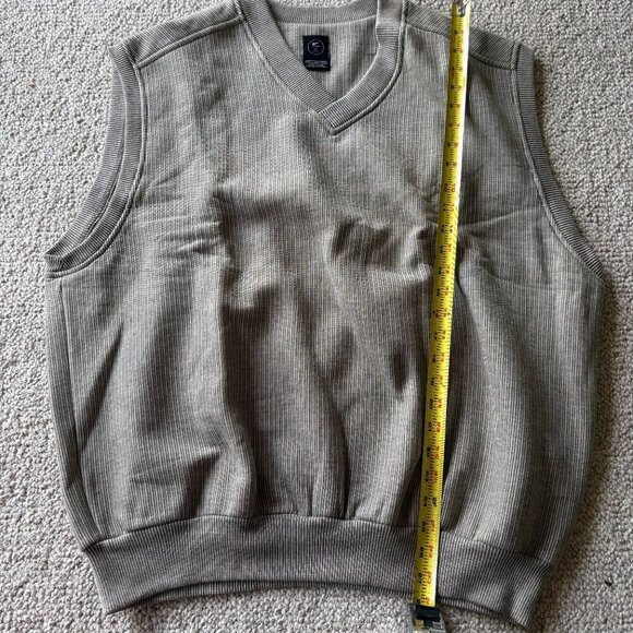 Nike Golf Ribbed Knit Sweater Vest | XL | Beige | Made in Peru - Picture 9 of 9